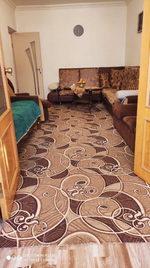 Apartments Azatutyan Avenue 9, Кв 19 Yerevan Luaran gambar
