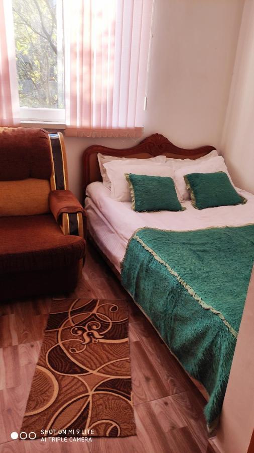 Apartments Azatutyan Avenue 9, Кв 19 Yerevan Luaran gambar