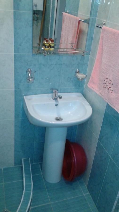 Apartments Azatutyan Avenue 9, Кв 19 Yerevan Luaran gambar
