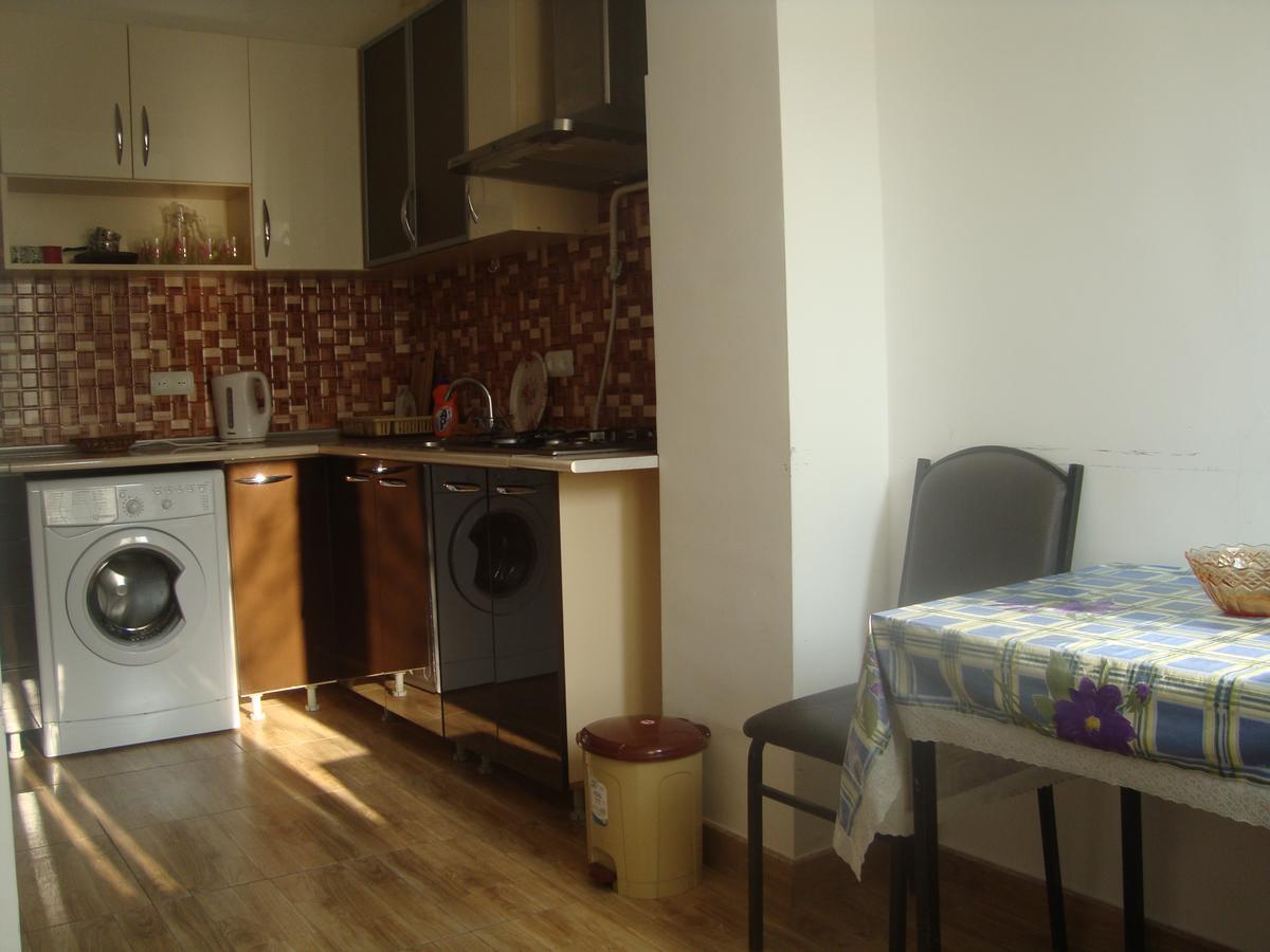 Apartments Azatutyan Avenue 9, Кв 19 Yerevan Luaran gambar
