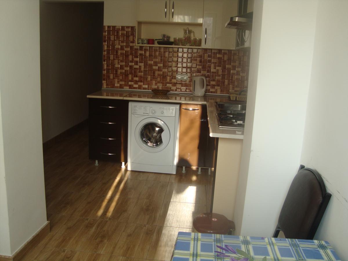Apartments Azatutyan Avenue 9, Кв 19 Yerevan Luaran gambar